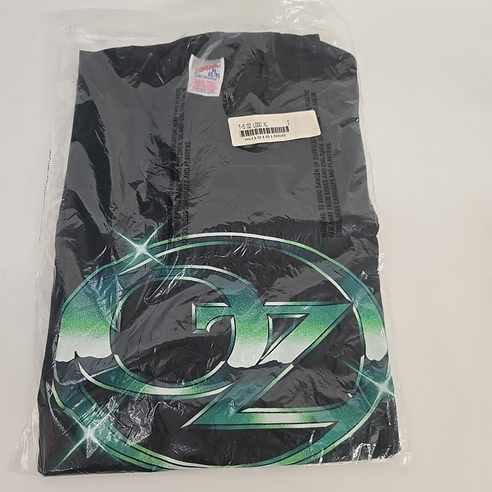 Disney Oz /‎  T-SHIRT / promo Shirt - Black - size XL- adult